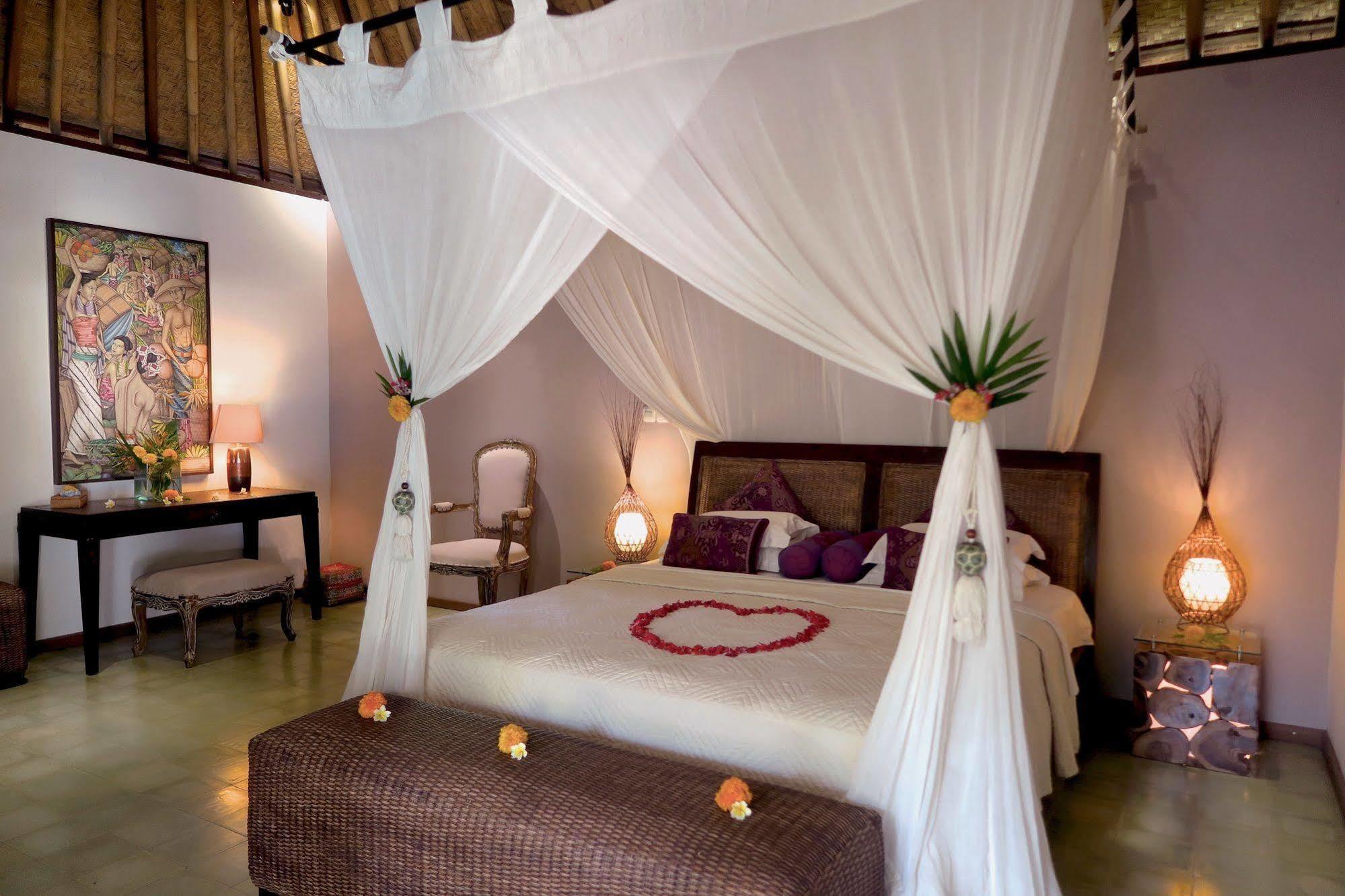 Cili Emas Oceanside Resort 3*